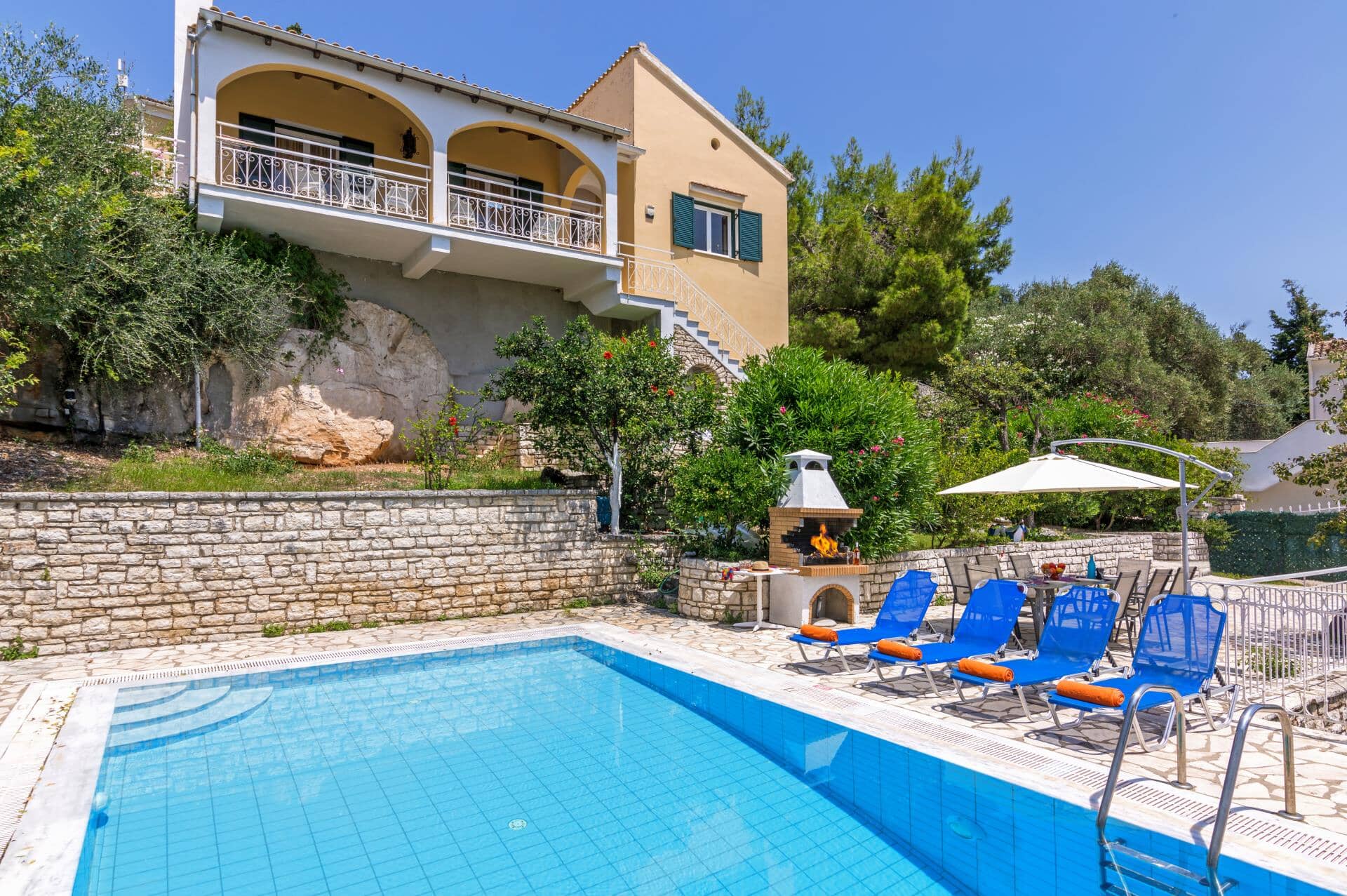 Villa Angela, Kassiopi, &#x39A;&#x3AD;&#x3C1;&#x3BA;&#x3C5;&#x3C1;&#x3B1;