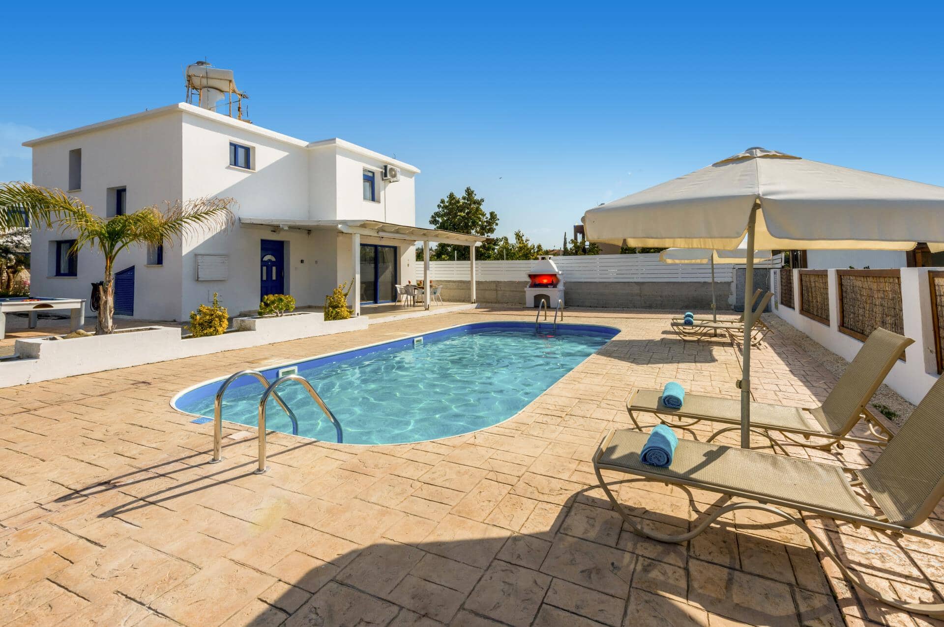Villa Alexelio, Polis, Kipar