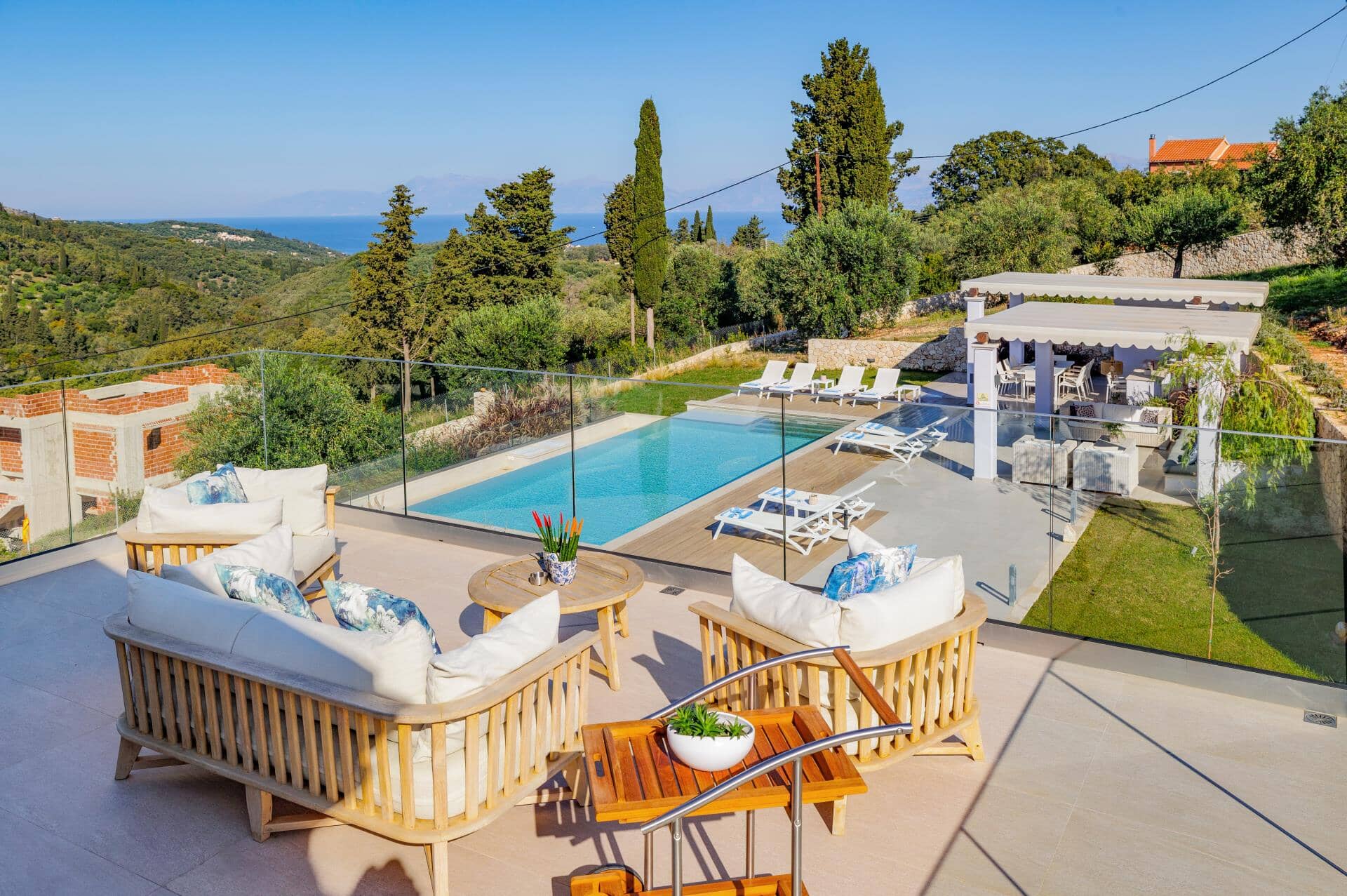 Villa Tila, Agios Stefanos, &#x41A;&#x43E;&#x440;&#x444;&#x443;