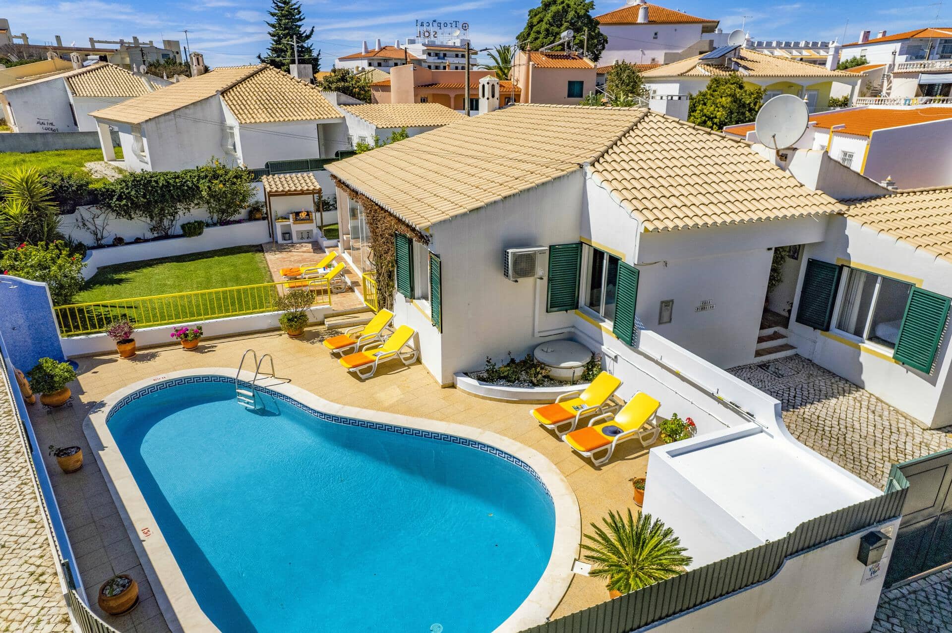 Villa Pinheiro Oura, Praia D&#x27;Oura, Algarve