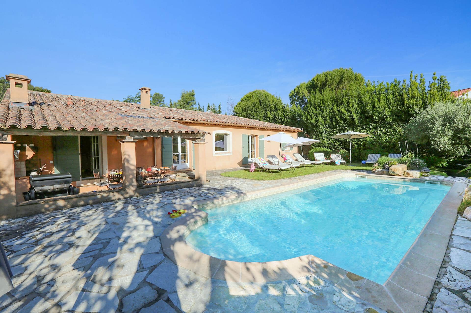Villa Jas Fontaine, Lorgues, Francoska riviera