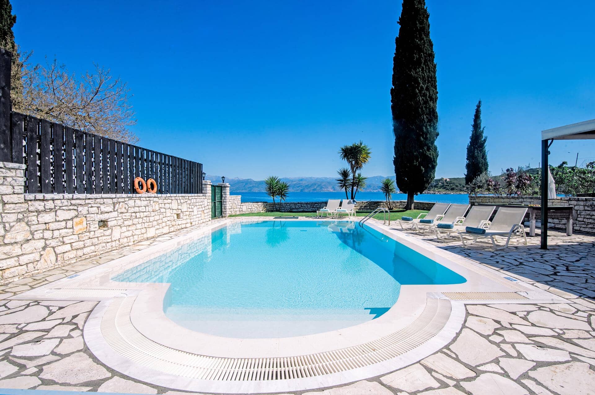 Villa Annie, Kassiopi, Corfu