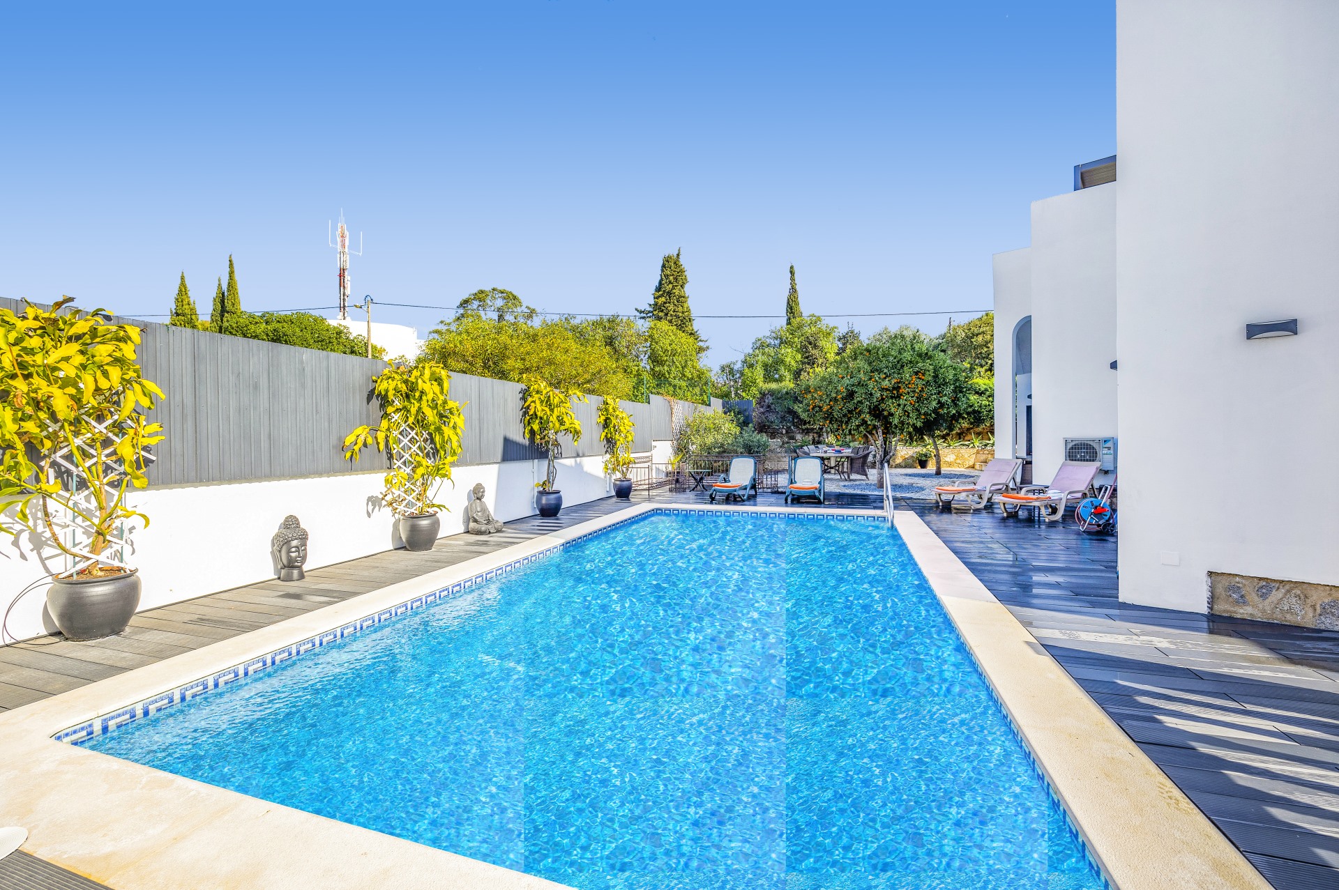 Villa Sylisia In Carvoeiro, Algarve | Villa Plus