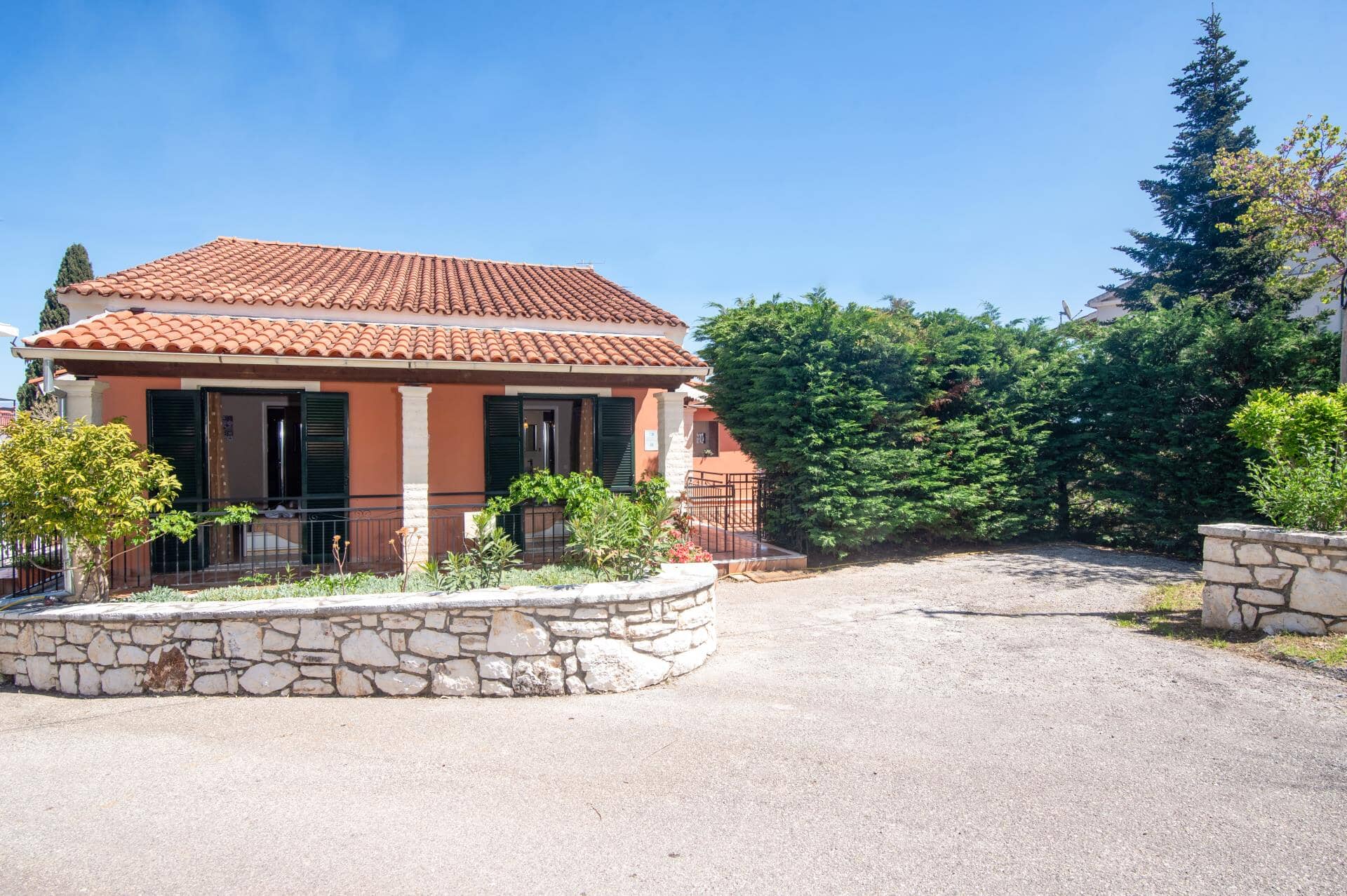 Villa Annie, Kassiopi, Corfu