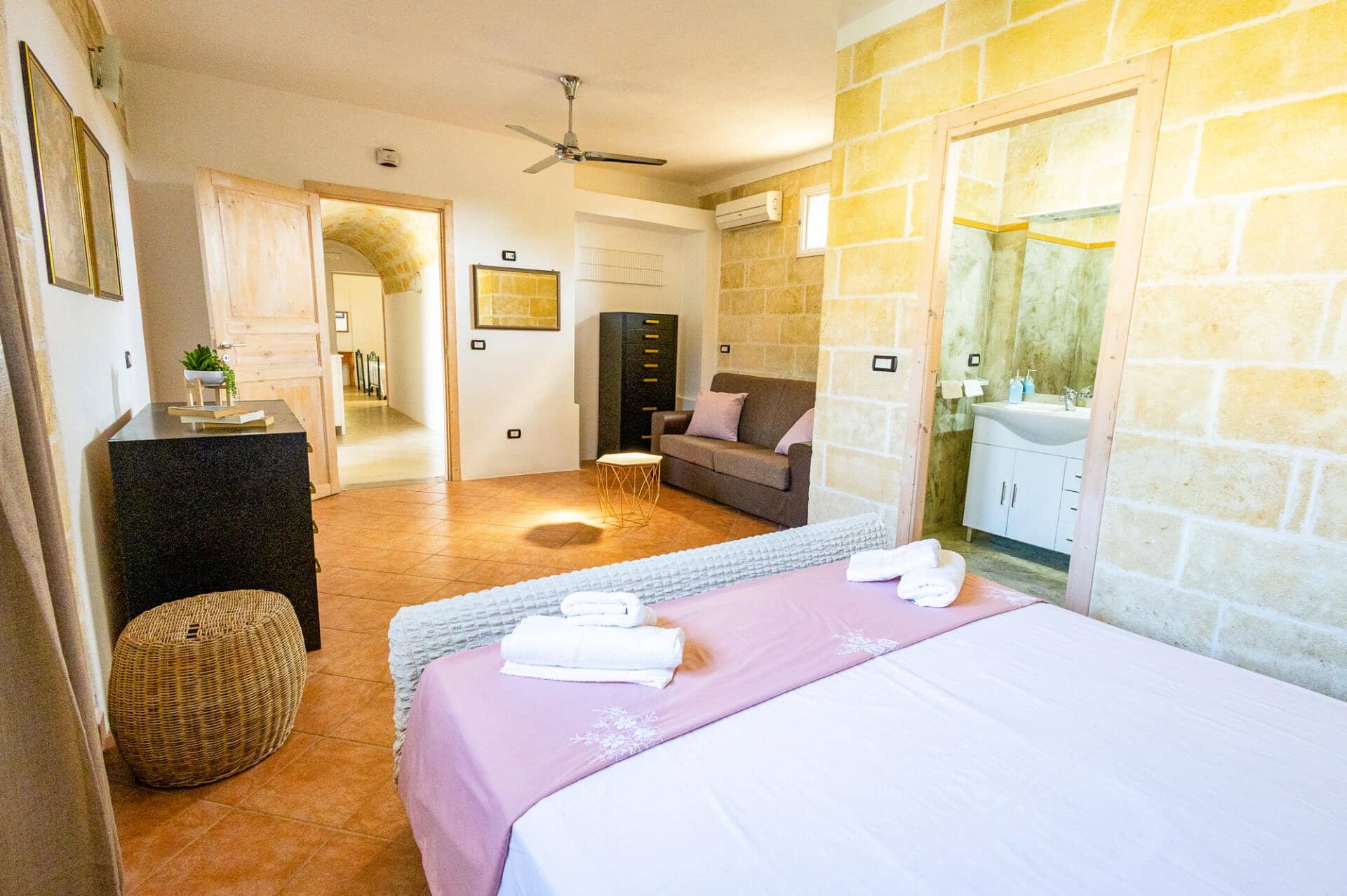 Villa Donna, San Vito dei Normanni, Puglia