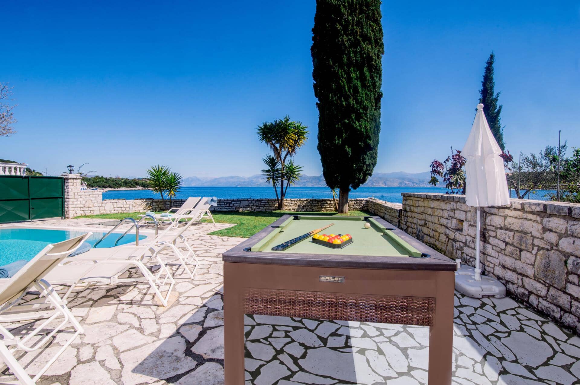 Villa Annie, Kassiopi, Corfu