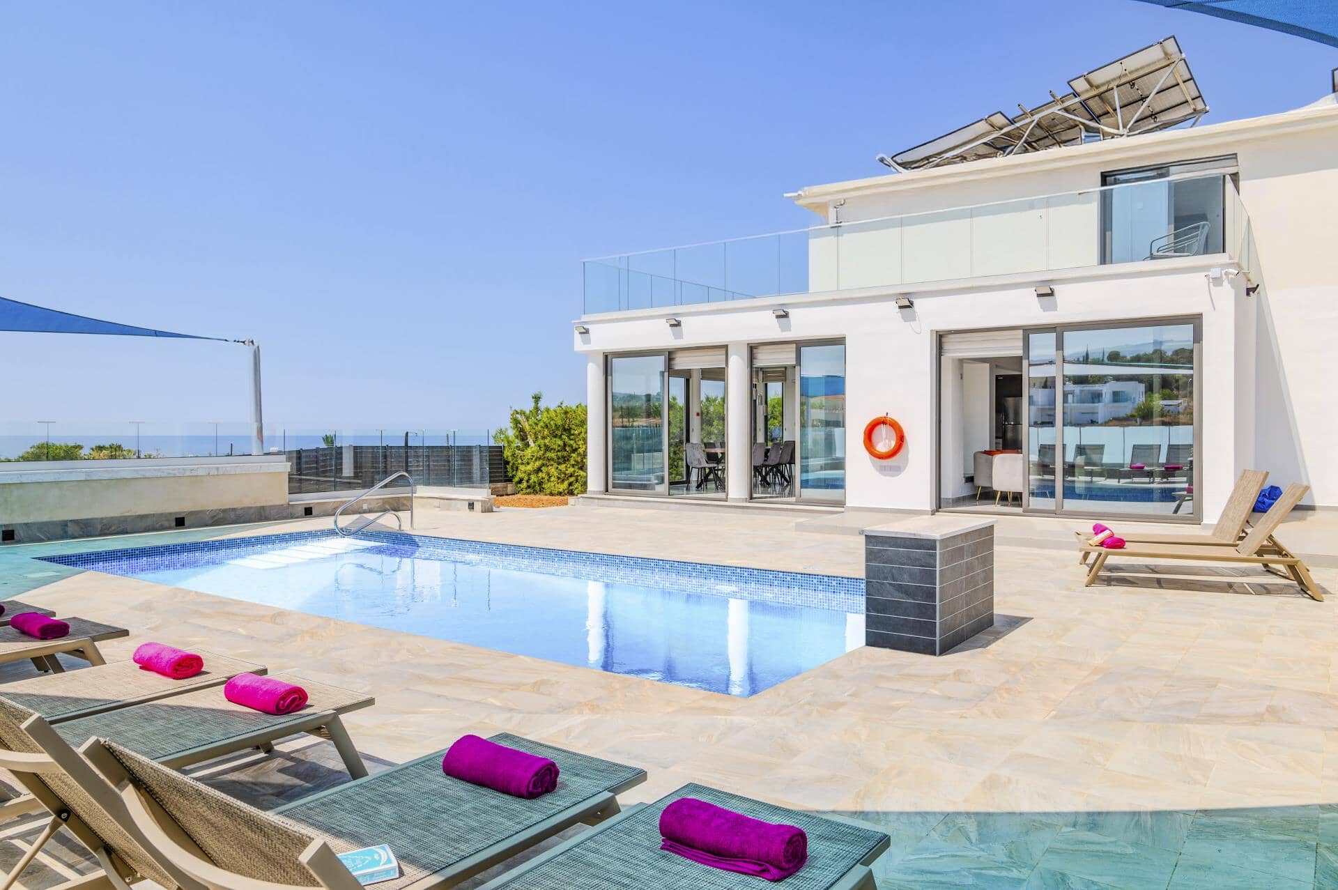 Villa Diamanti, Coral Bay, Cipar