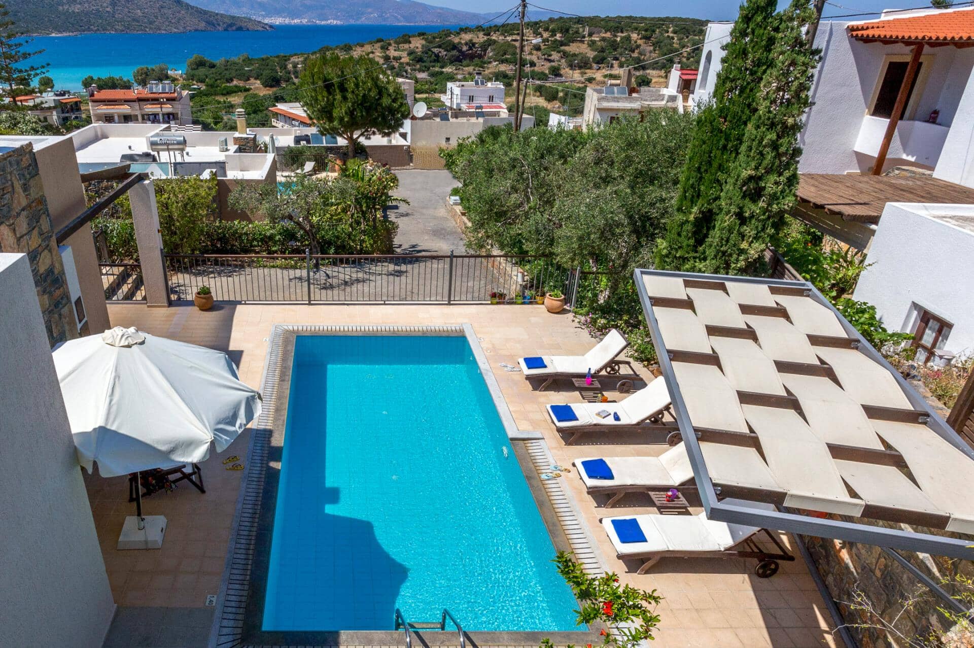 Villa Akali, Istron, &#x39A;&#x3C1;&#x3AE;&#x3C4;&#x3B7;