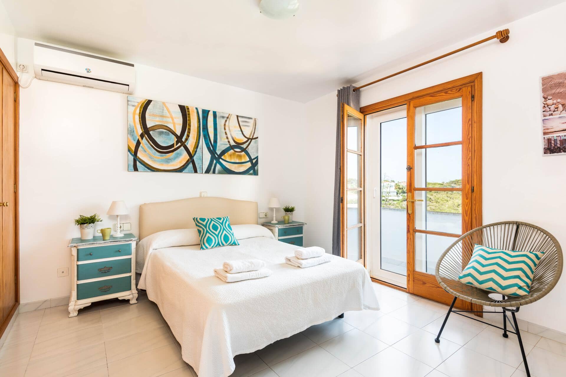 Villa Xabec, Calan Forcat, &#x39C;&#x3B9;&#x3BD;&#x3CC;&#x3C1;&#x3BA;&#x3B1;
