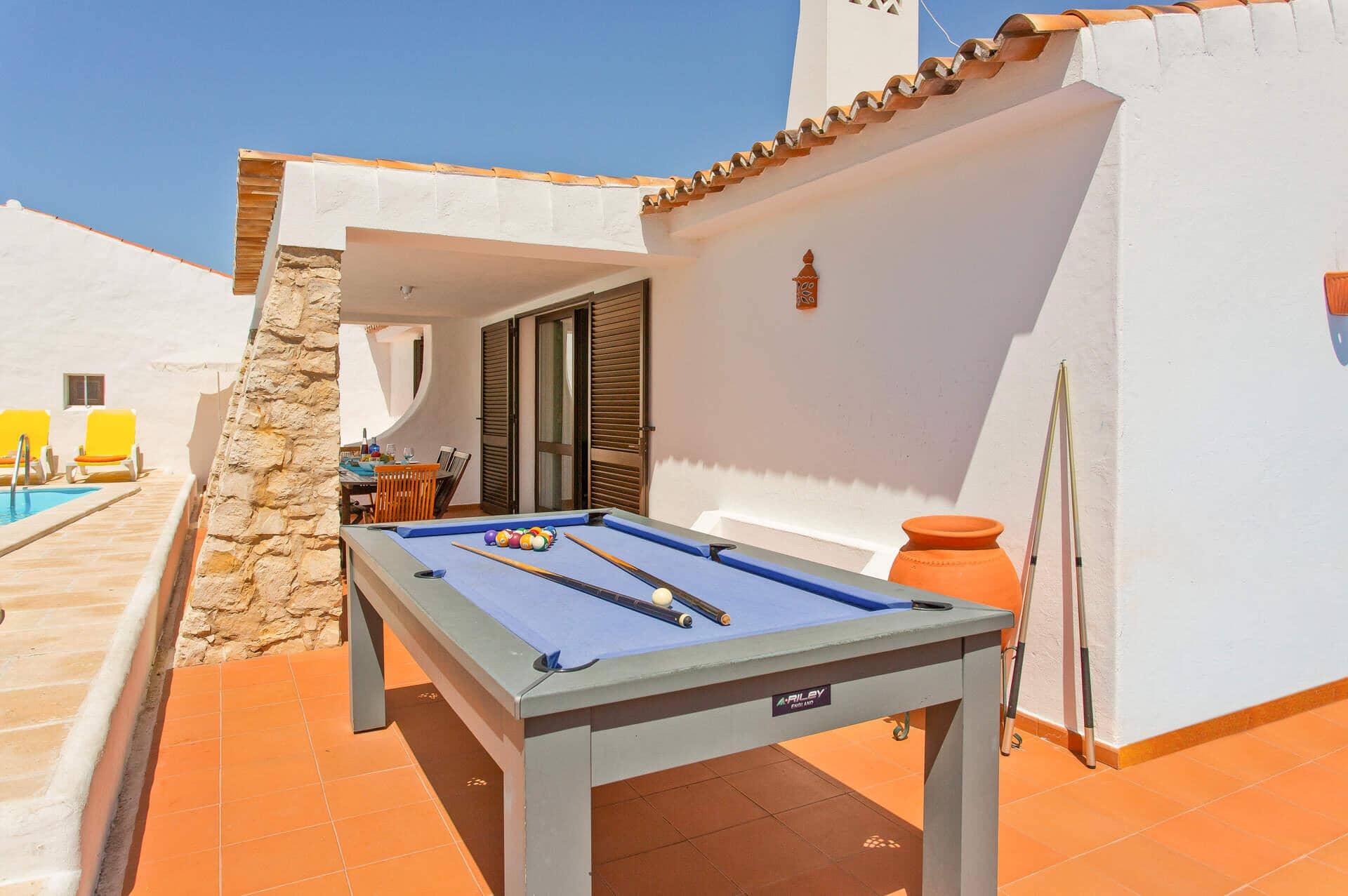 Villa Aveiros, Praia D&#x27;Oura, Algarve