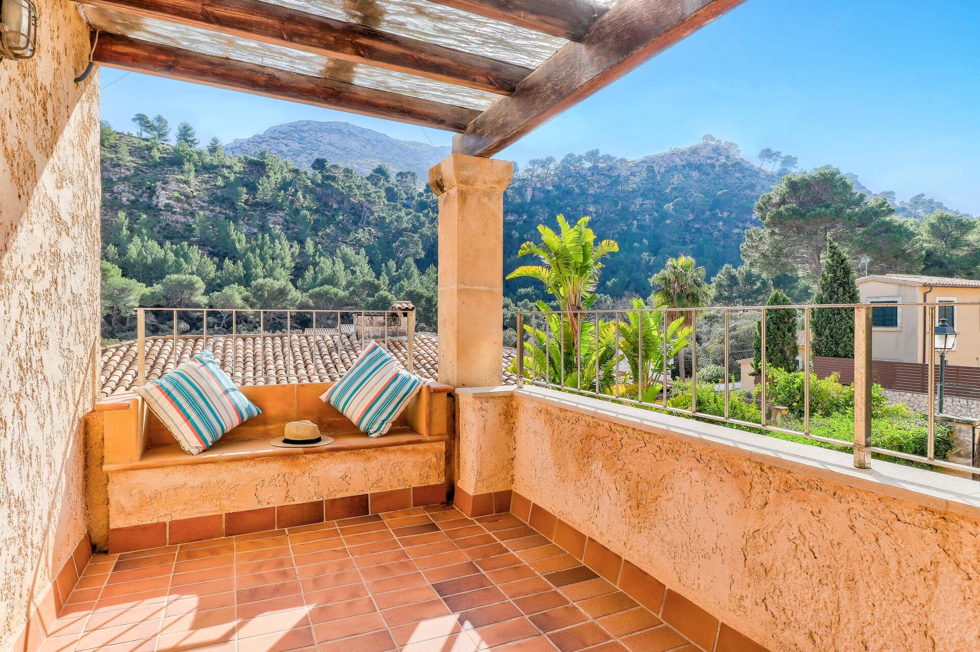 Villa Can March, Cala San Vicente, Majorca