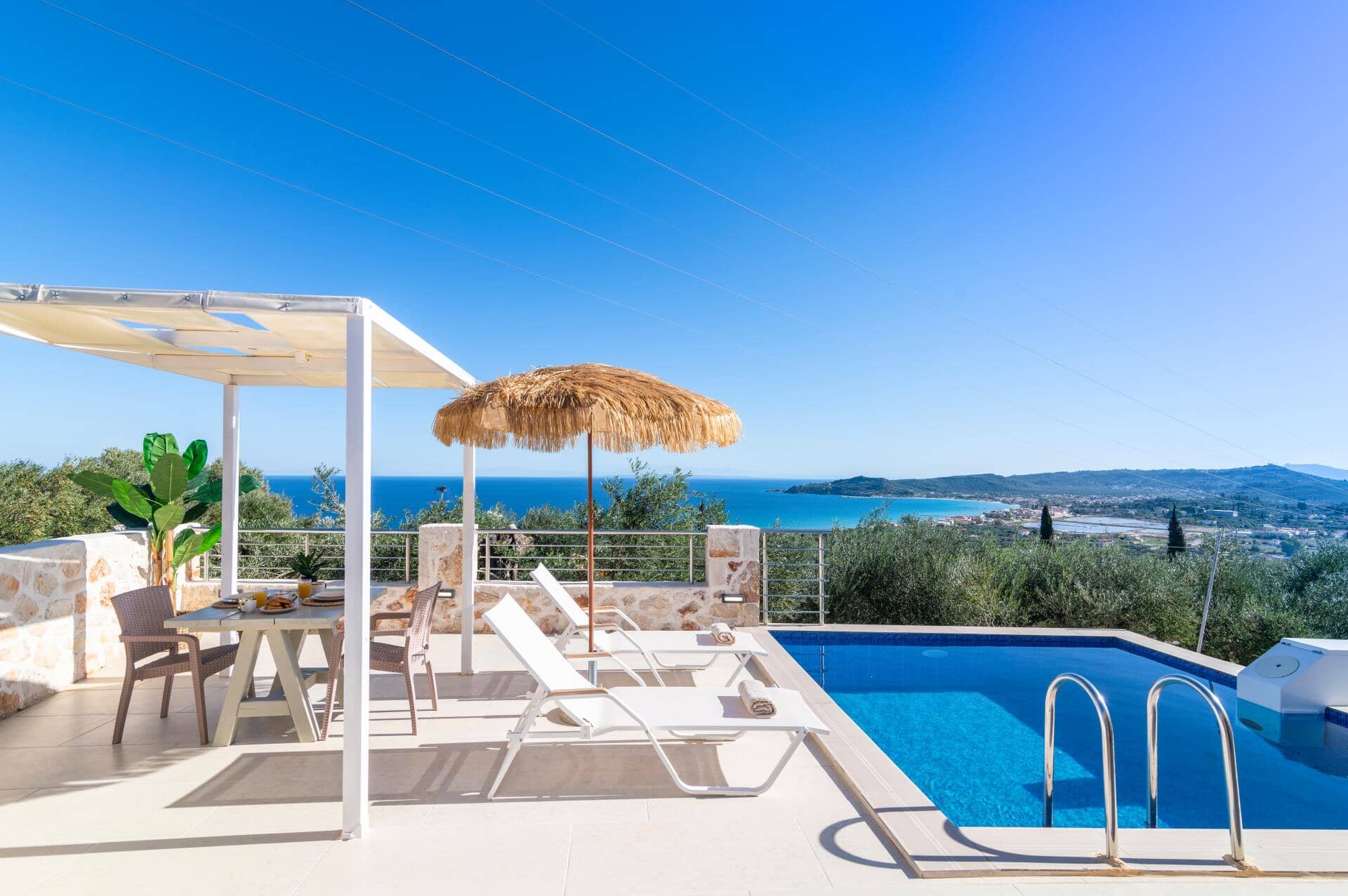 Villa Chrysso Horio 1 In Alykes, Zante | Villa Plus