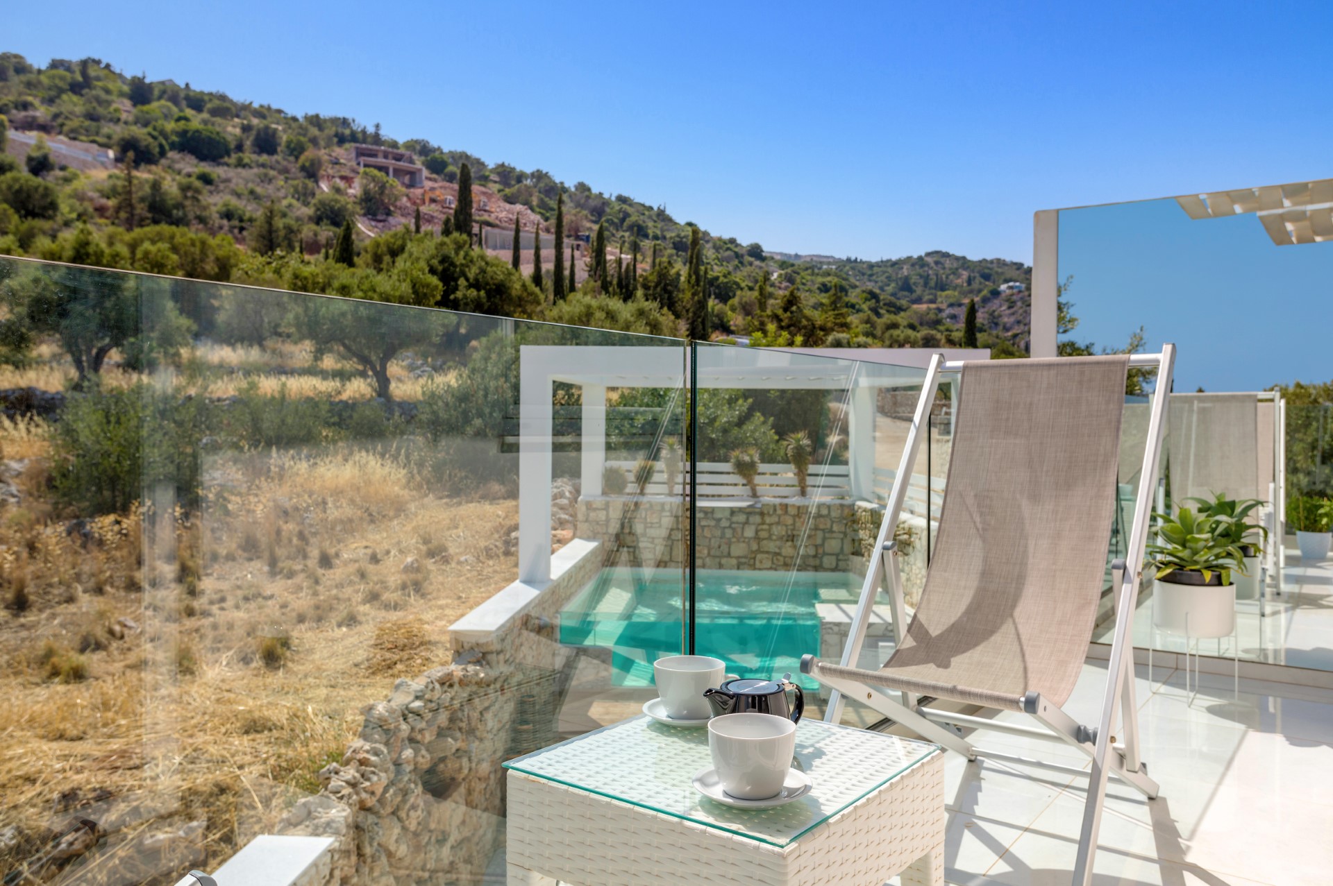 Villa Dion Retreat In Agios Nikolaos, Zante 